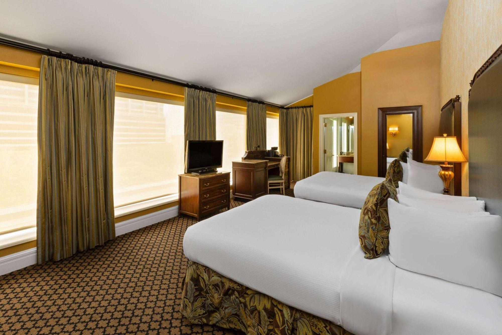 The Lafayette New Orleans By Kasa Hotel Bagian luar foto