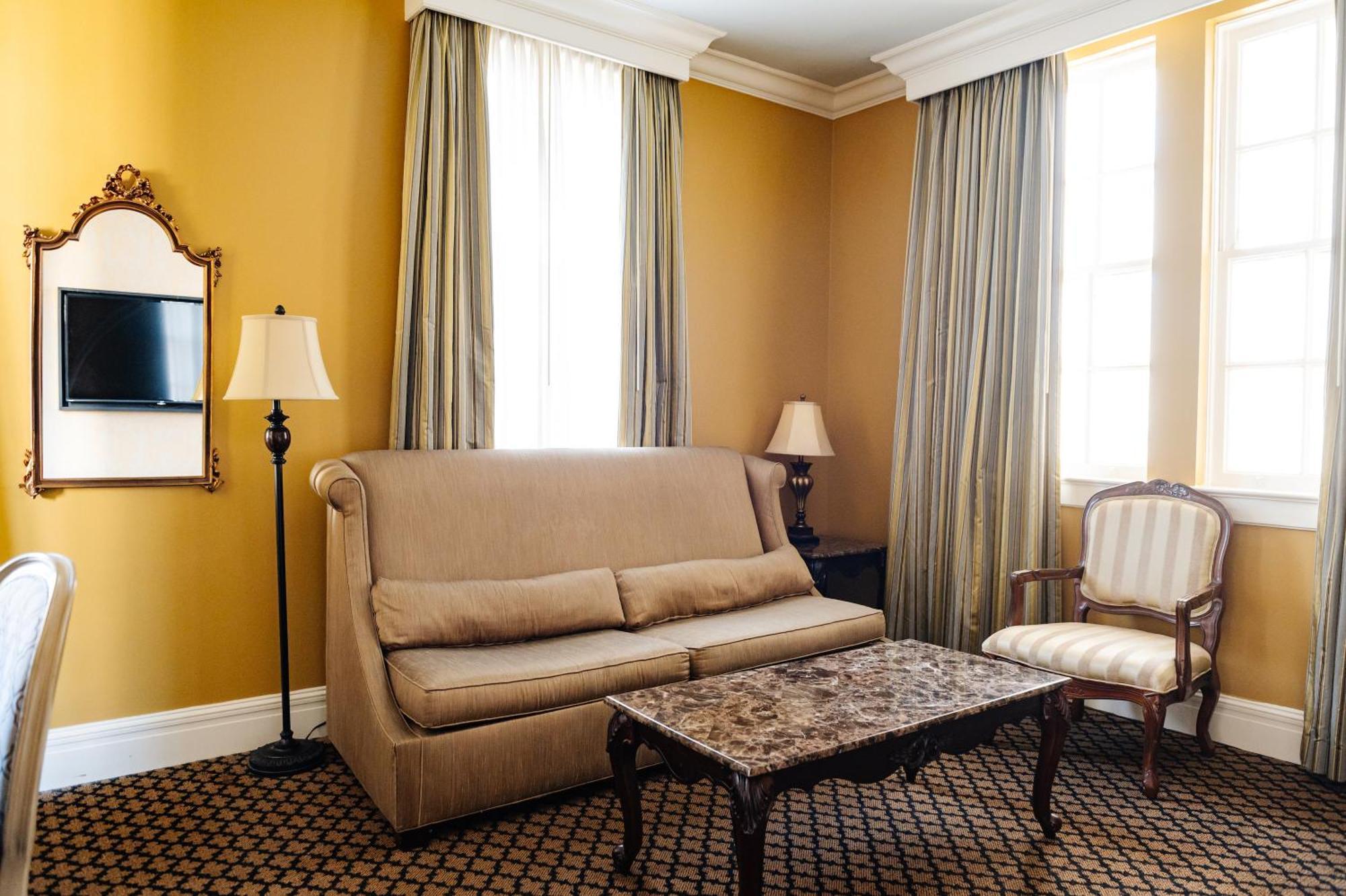 The Lafayette New Orleans By Kasa Hotel Bagian luar foto